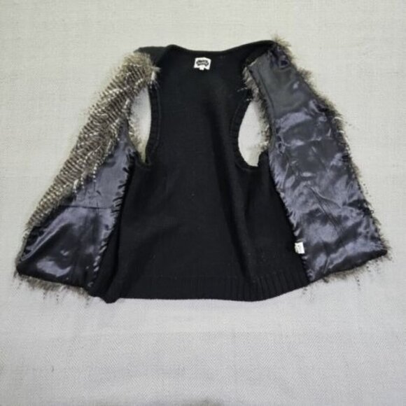 Mud Pie Faux Fur Feather Sweater Vest Black Gray Women's Medium Hook Closure - Picture 12 of 15